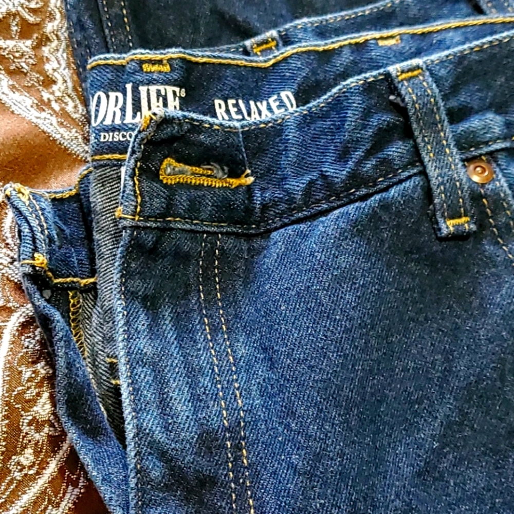 Jeans - Picture 2 of 3